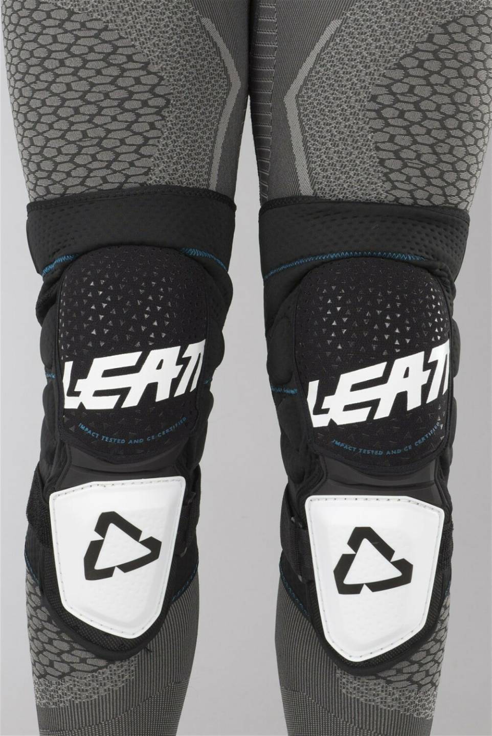 Vêtements moto Leatt Knee guard 3DF Hybrid3DF Hybrid 2018 - white/black