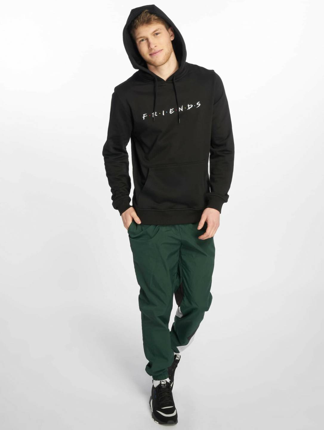 Pulls & sweats homme Merchcode Hoodie Friends black (MC332BLK)