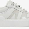 Lacoste L002 Women (leather)white Baskets